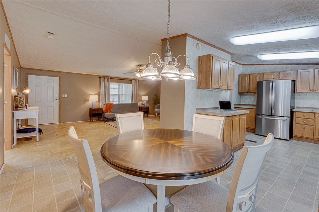 150 Spring Lake Drive, Greenwood, South Carolina image 4