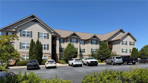 Photo of 1133 Harts Ridge Drive, Seneca, SC 29678 (MLS # 20299019)