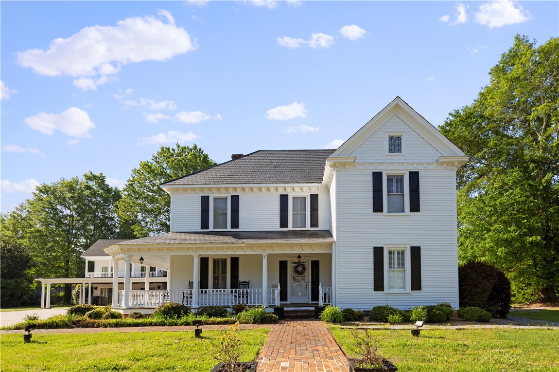 409 W Main Street, Liberty, South Carolina image 2