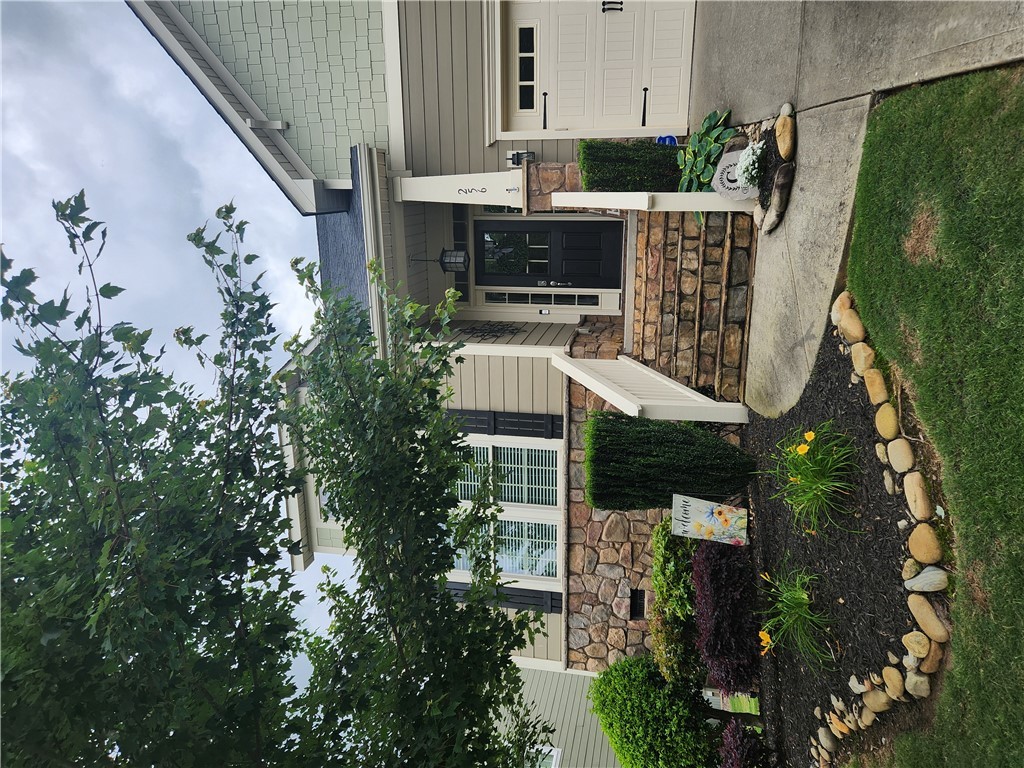 256 Chickadee Trail, Easley, South Carolina image 1
