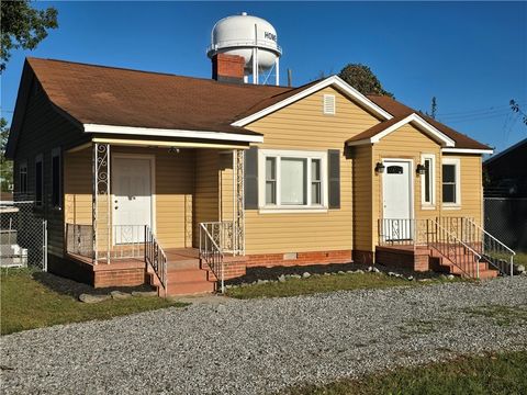 Photo of 3016 S Main Street, Anderson, SC 29624 (MLS # 20293914)