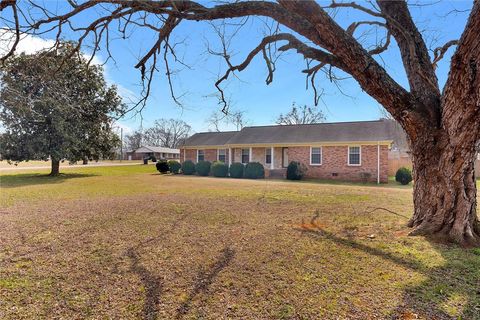 Photo of 2114 Karen Lane, Anderson, SC 29626 (MLS # 20297370)