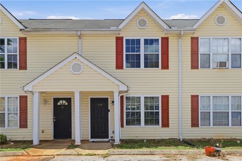 Photo of 10 Buff Street, Greenville, SC 29609 (MLS # 20301012)