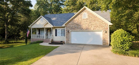 Photo of 108 Wild Oak Run, Anderson, SC 29625 (MLS # 20305674)
