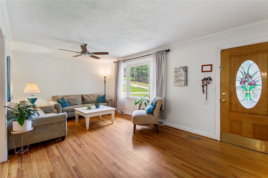 125 Brookwood Road, Seneca, South Carolina image 2