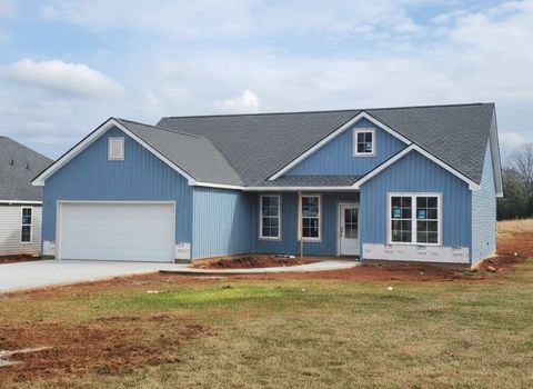 Photo of 108 Oak Grove Road, Central, SC 29630 (MLS # 20296339)
