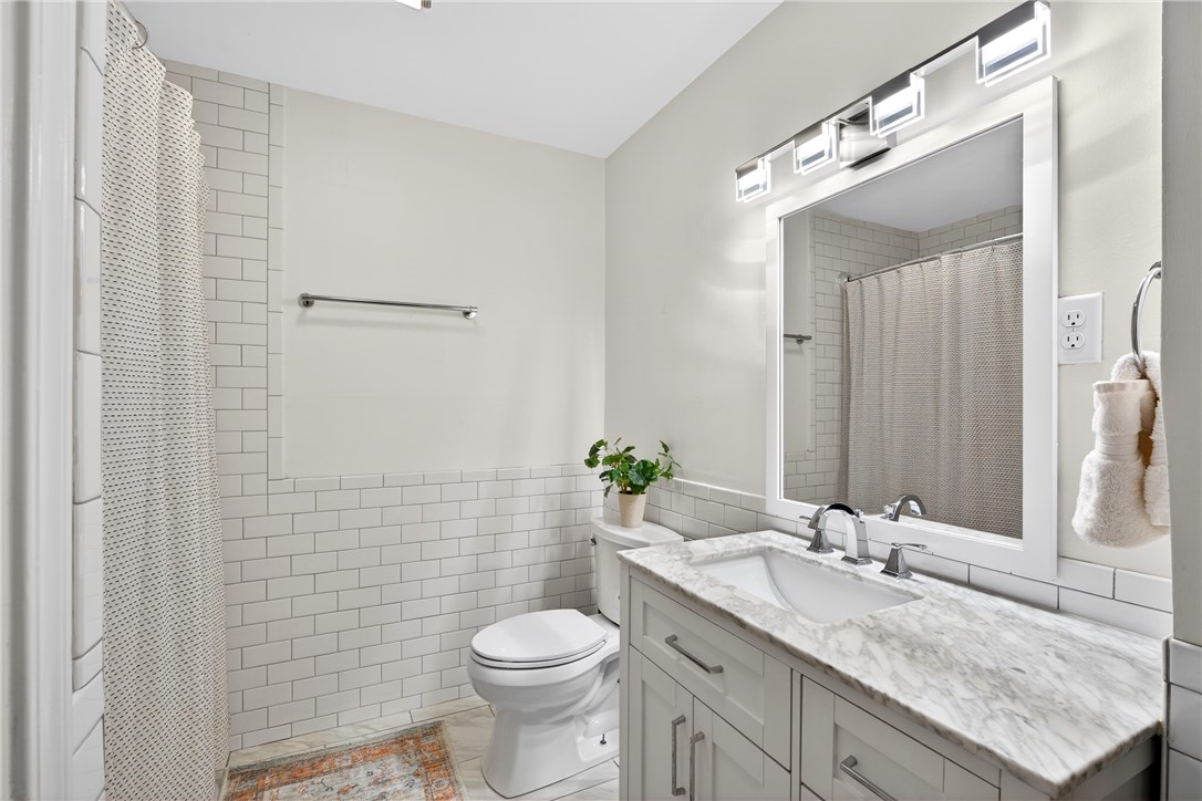 Greenville, South Carolina 29609, United States, 4 Bedrooms Bedrooms, ,2 BathroomsBathrooms,Residential,Active,252349