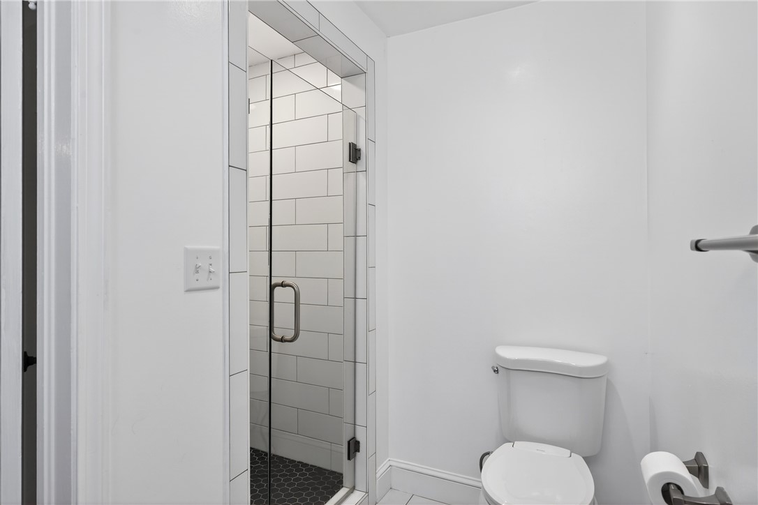 Greenville, South Carolina 29609, United States, 4 Bedrooms Bedrooms, ,2 BathroomsBathrooms,Residential,Active,252349