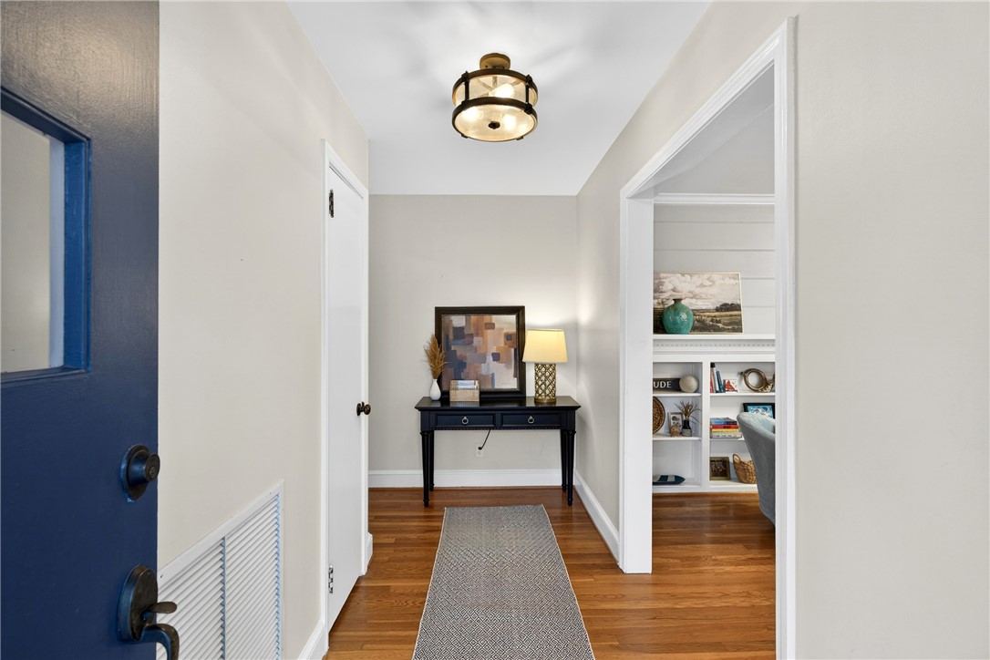 Greenville, South Carolina 29609, United States, 4 Bedrooms Bedrooms, ,2 BathroomsBathrooms,Residential,Active,252349