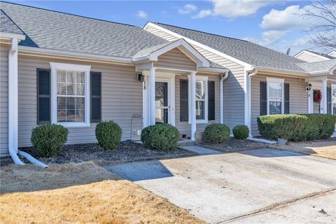 Photo of 18 Sweetgrass Trail, Anderson, SC 29625 (MLS # 20297412)