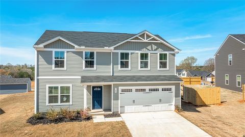 Photo of 704 Peridot Way, Westminster, SC 29693 (MLS # 20298915)