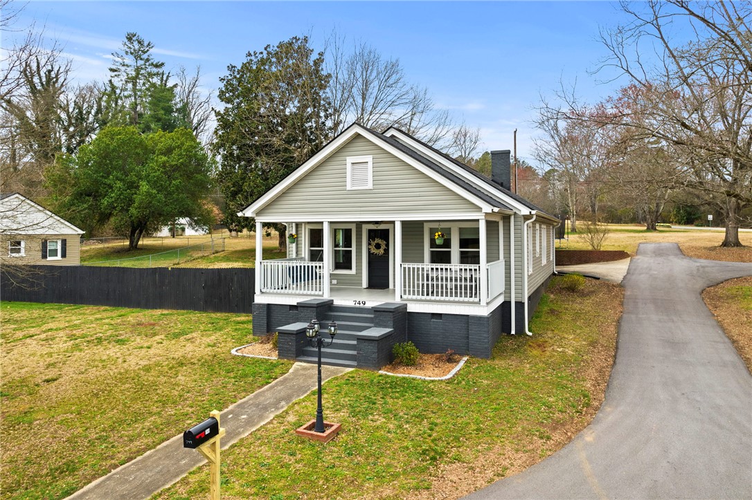 749 Pickens Drive, Liberty, South Carolina image 1