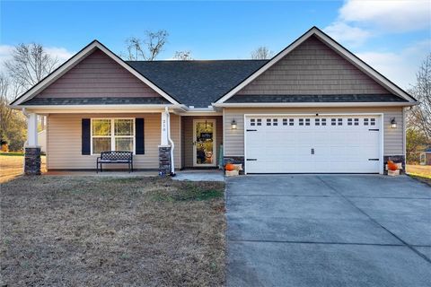 Photo of 210 Rhoe Circle, Anderson, SC 29621 (MLS # 20298909)