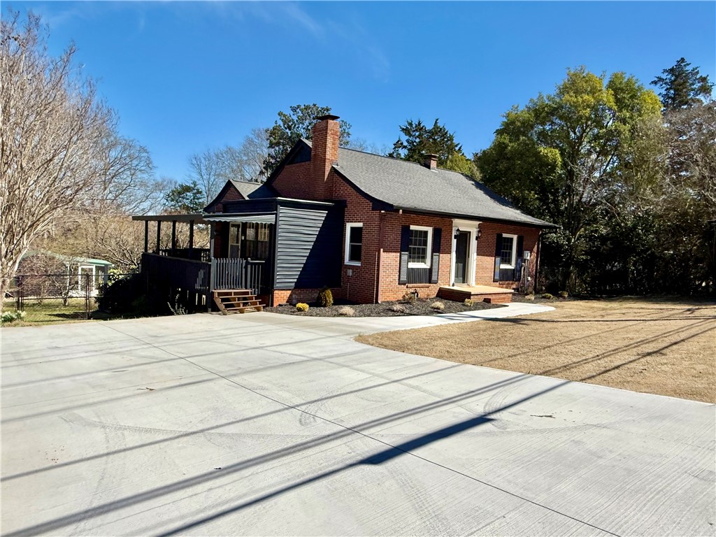 1003 S Walnut Street, Seneca, South Carolina image 2