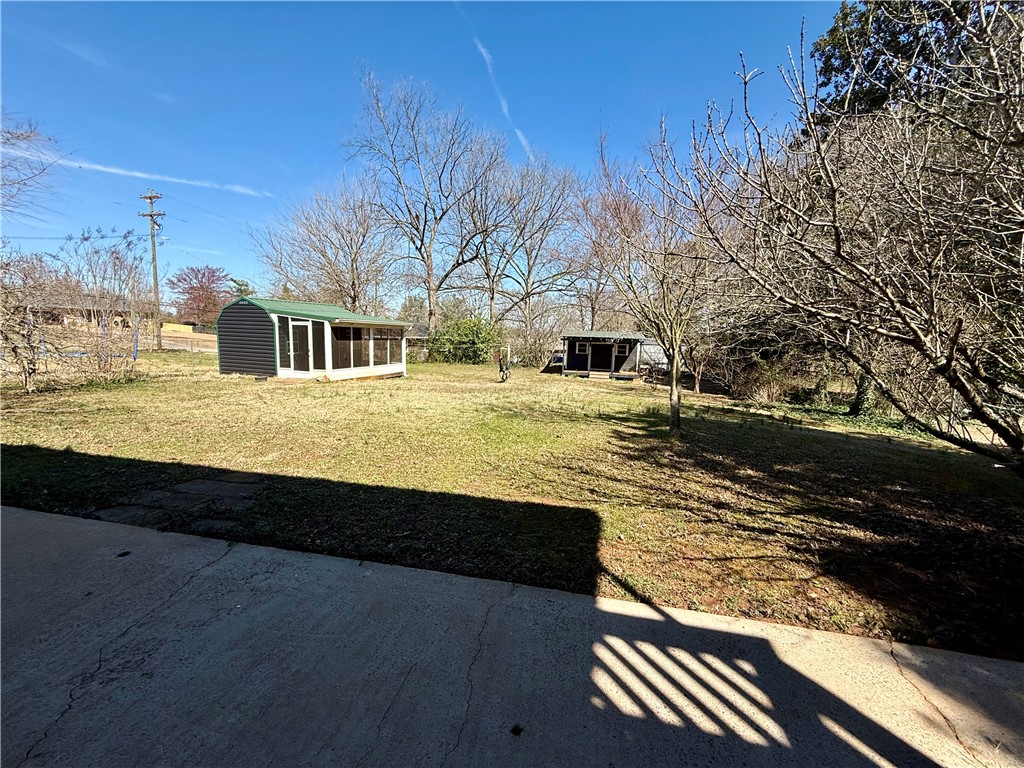 1003 S Walnut Street, Seneca, South Carolina image 32