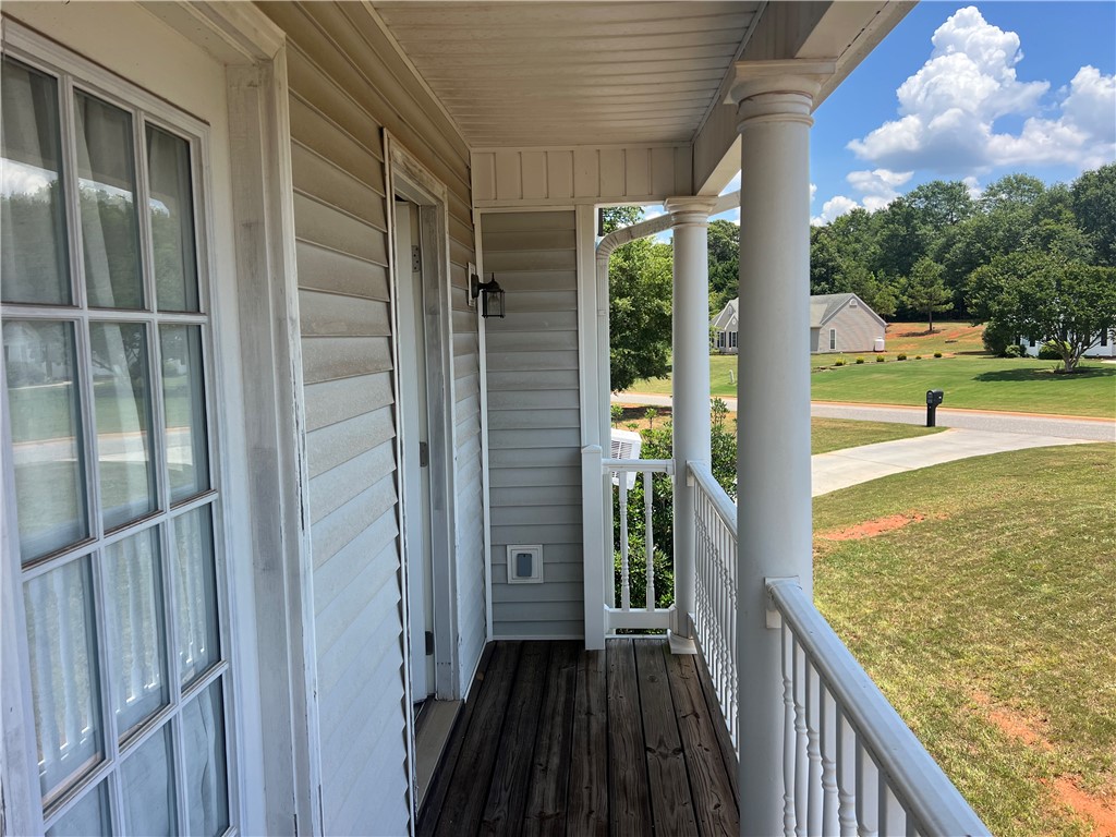 Pendleton, South Carolina 29670, United States, 3 Bedrooms Bedrooms, ,3 BathroomsBathrooms,Residential,Pending,163381