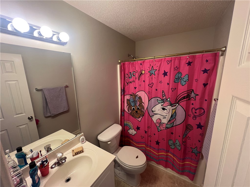 Pendleton, South Carolina 29670, United States, 3 Bedrooms Bedrooms, ,3 BathroomsBathrooms,Residential,Pending,163381