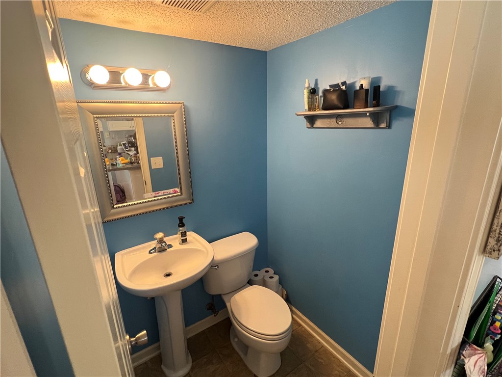 Pendleton, South Carolina 29670, United States, 3 Bedrooms Bedrooms, ,3 BathroomsBathrooms,Residential,Pending,163381