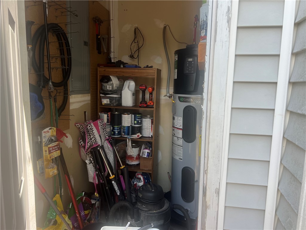 Pendleton, South Carolina 29670, United States, 3 Bedrooms Bedrooms, ,3 BathroomsBathrooms,Residential,Pending,163381