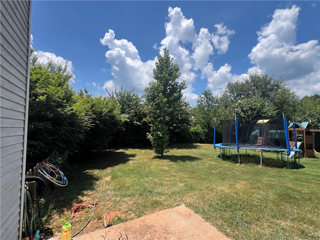 Pendleton, South Carolina 29670, United States, 3 Bedrooms Bedrooms, ,3 BathroomsBathrooms,Residential,Pending,163381