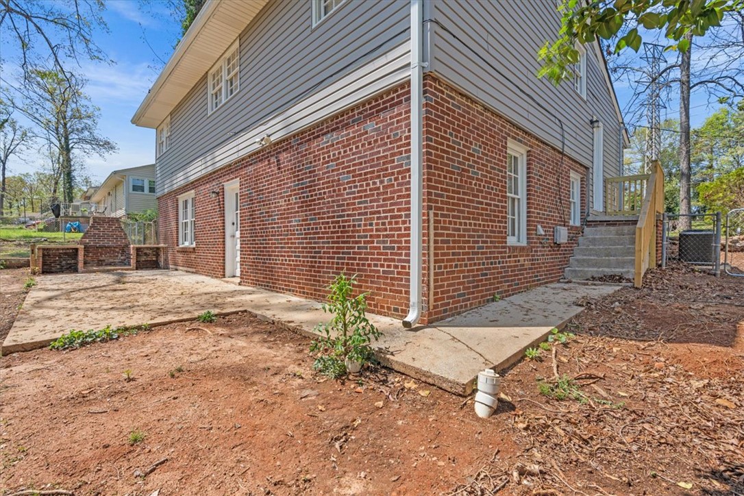 813 Pine Creek Drive, Greenville, South Carolina image 21