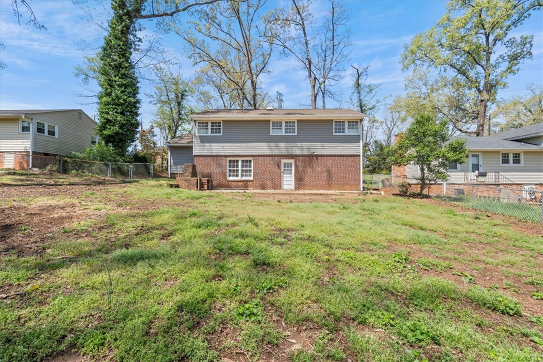 813 Pine Creek Drive, Greenville, South Carolina image 23