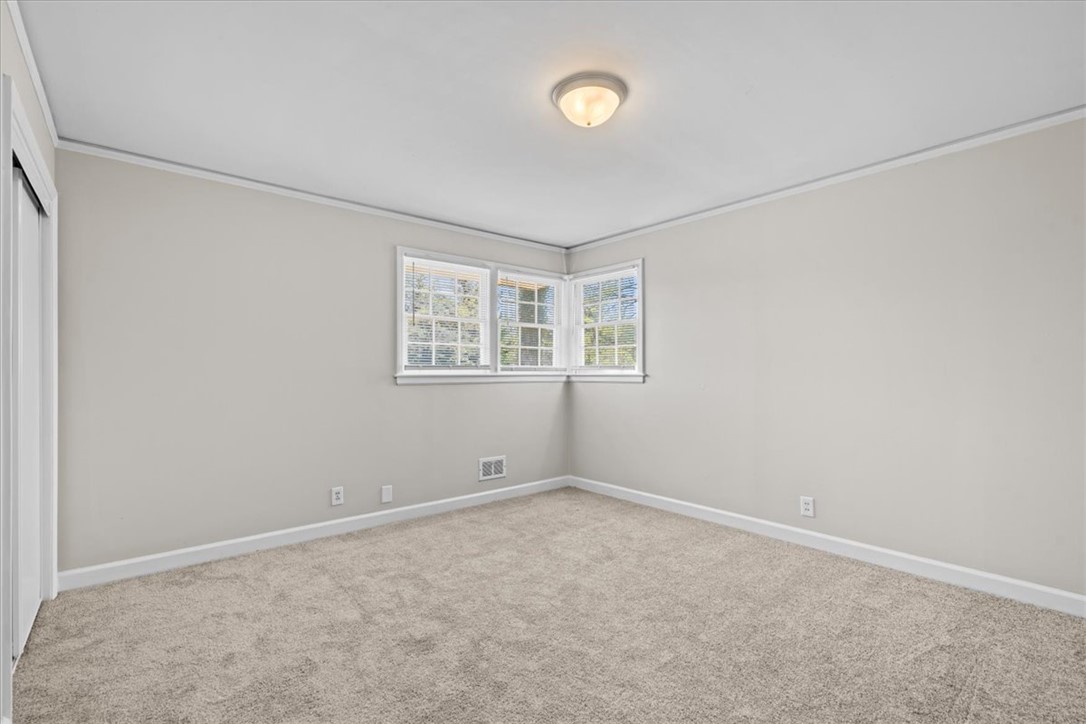 813 Pine Creek Drive, Greenville, South Carolina image 17