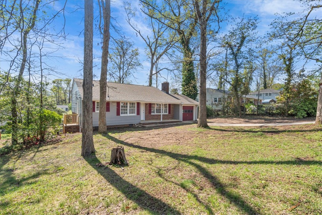 813 Pine Creek Drive, Greenville, South Carolina image 2