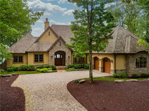 Photo of 91 The Cliffs Parkway, Landrum, SC 29356 (MLS # 20298635)