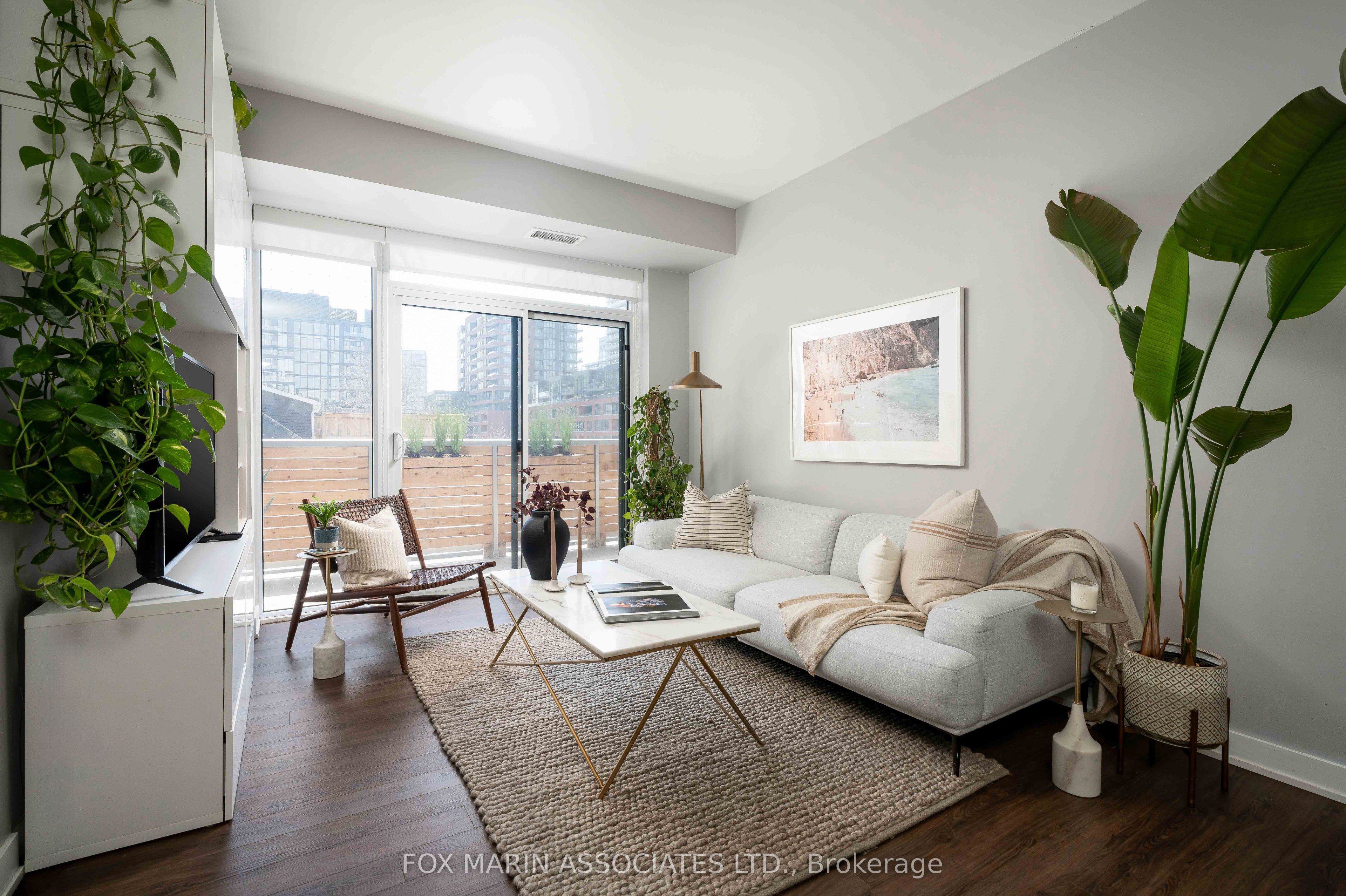 106 Dovercourt Road 321