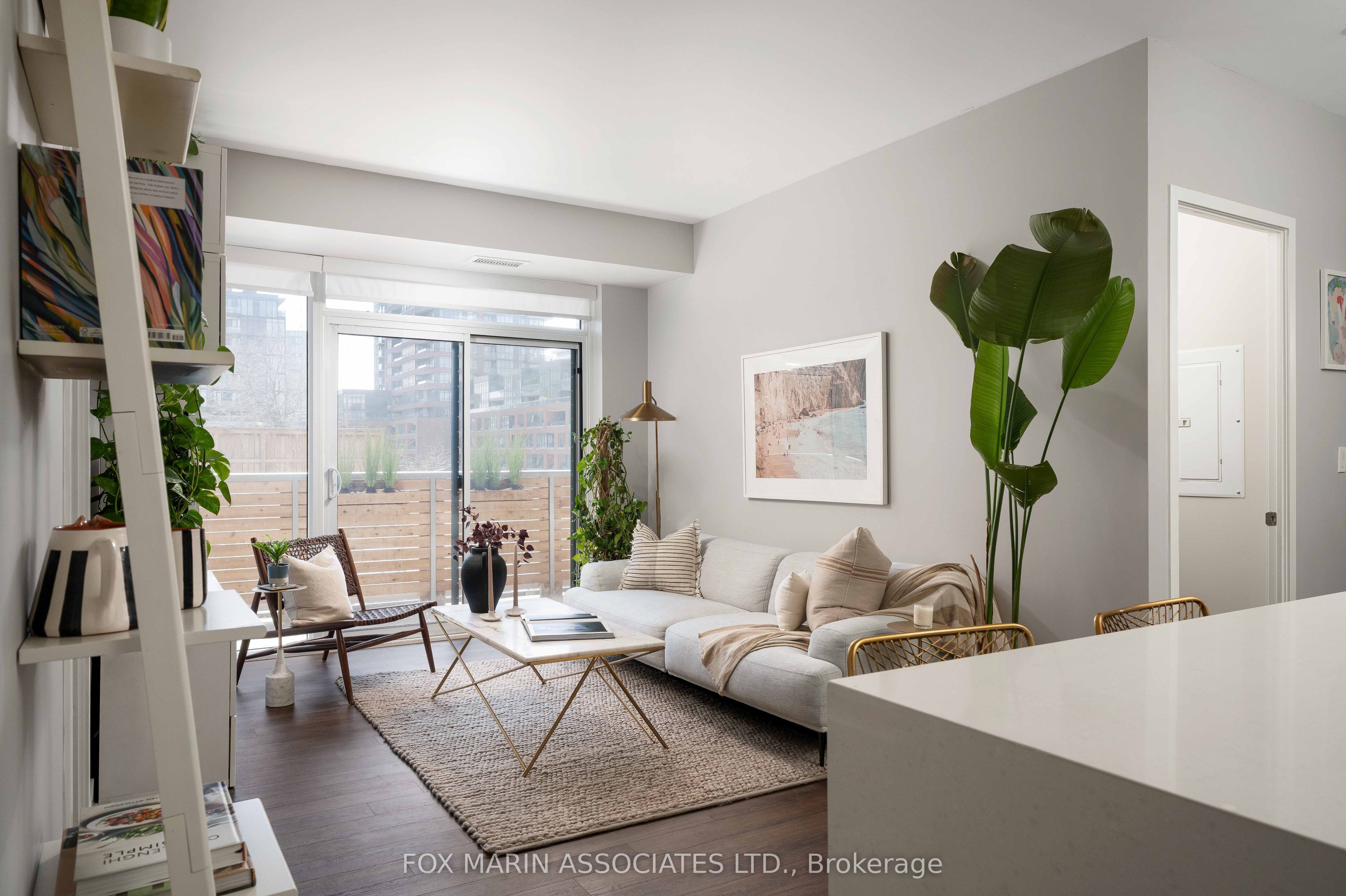 106 Dovercourt Road 321