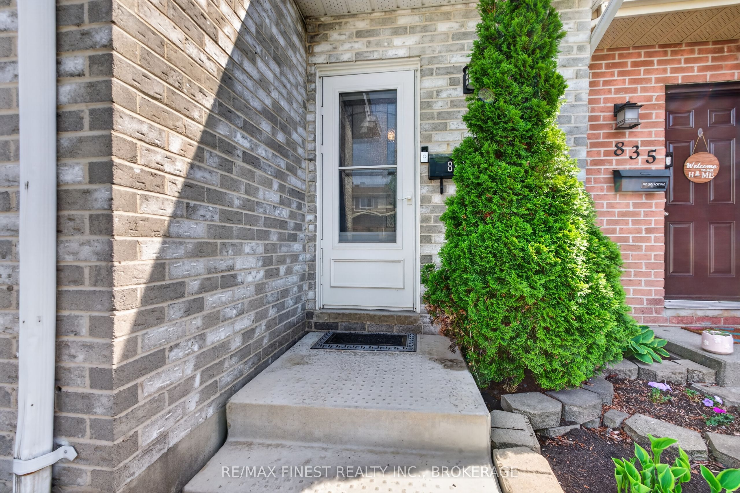 833 Datzell Lane 79