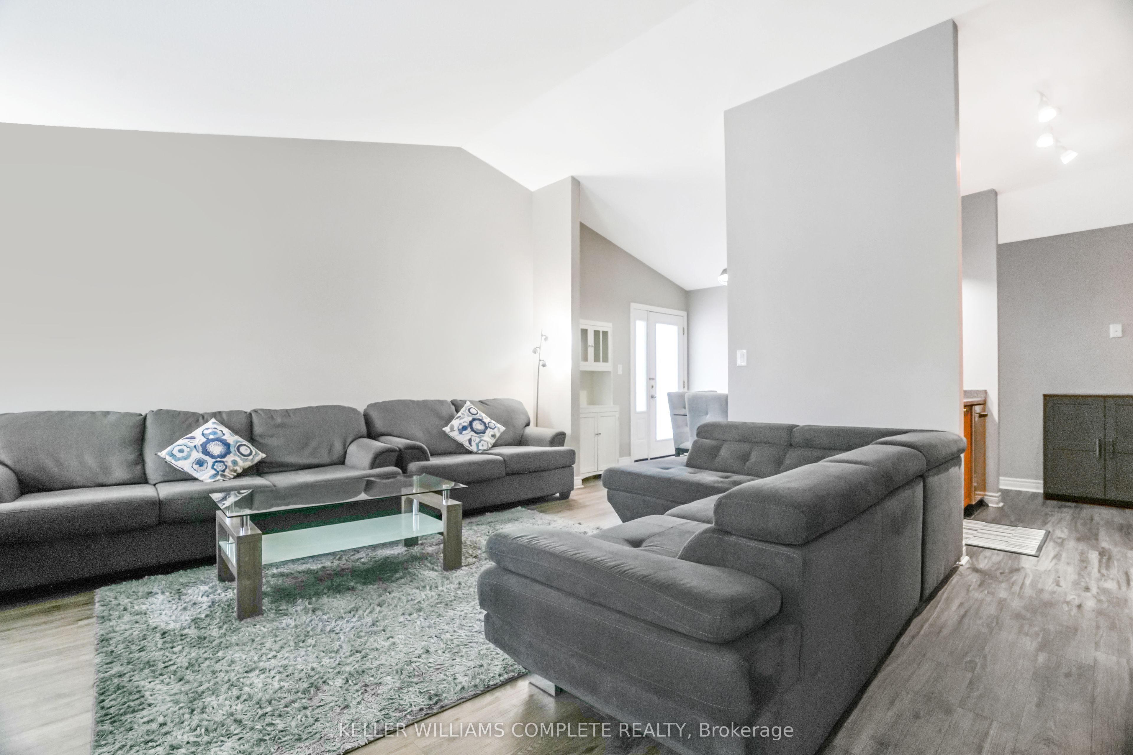 378B GLENDALE Avenue