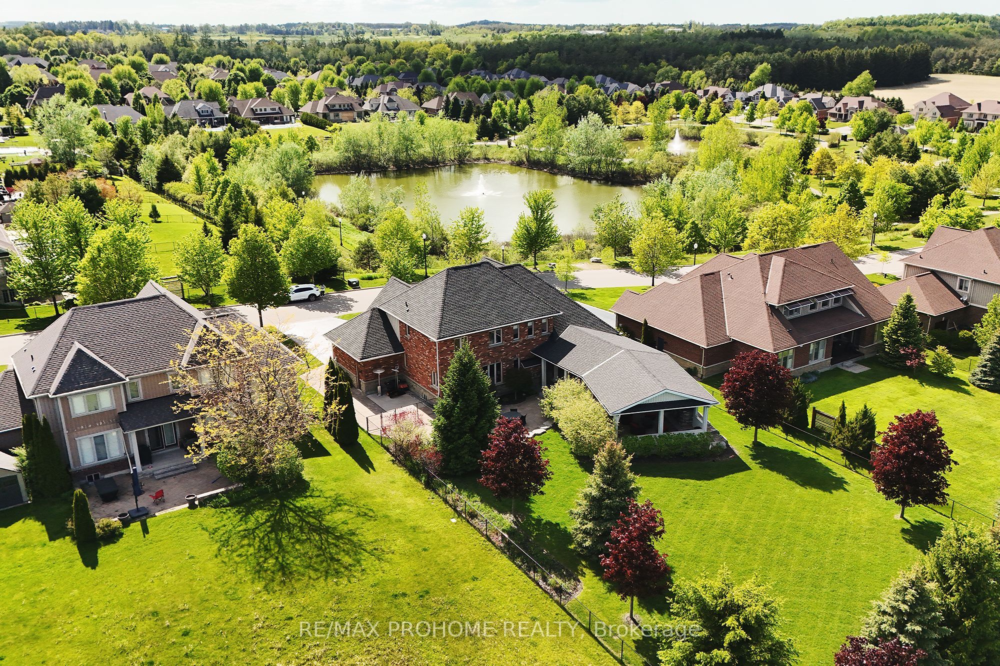 17 Fountainview Lane