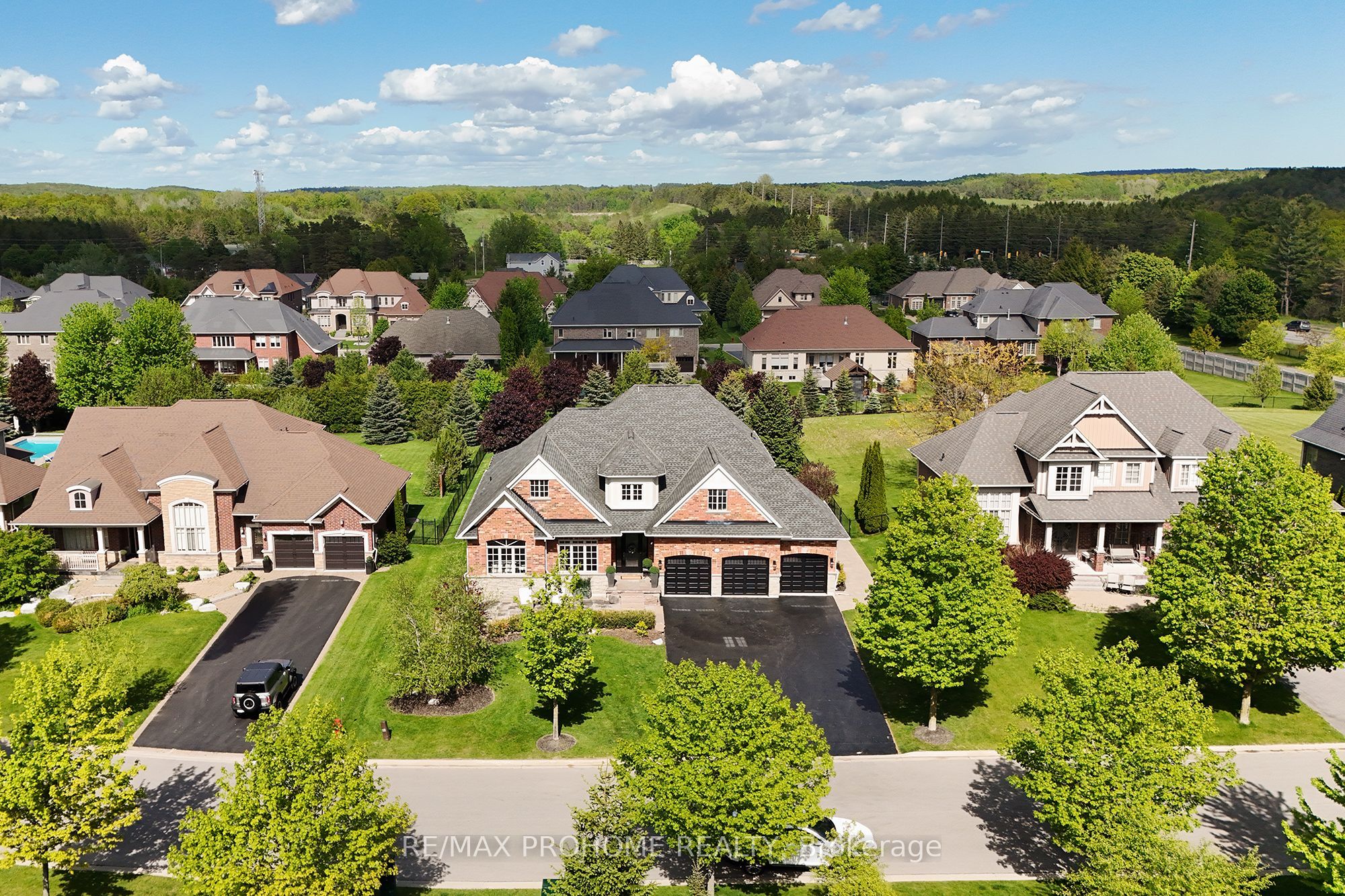 17 Fountainview Lane