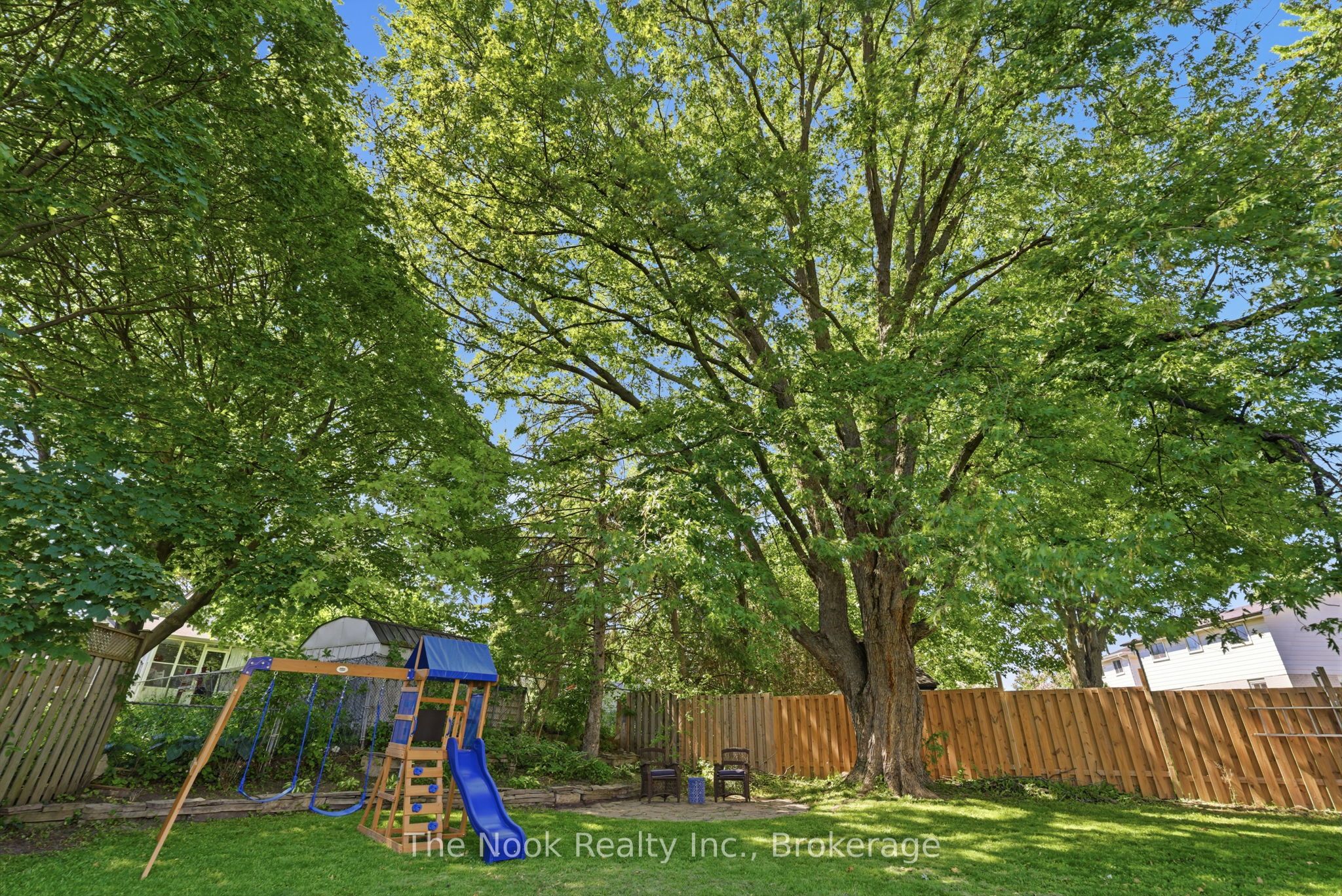 30 Deerpark Crescent