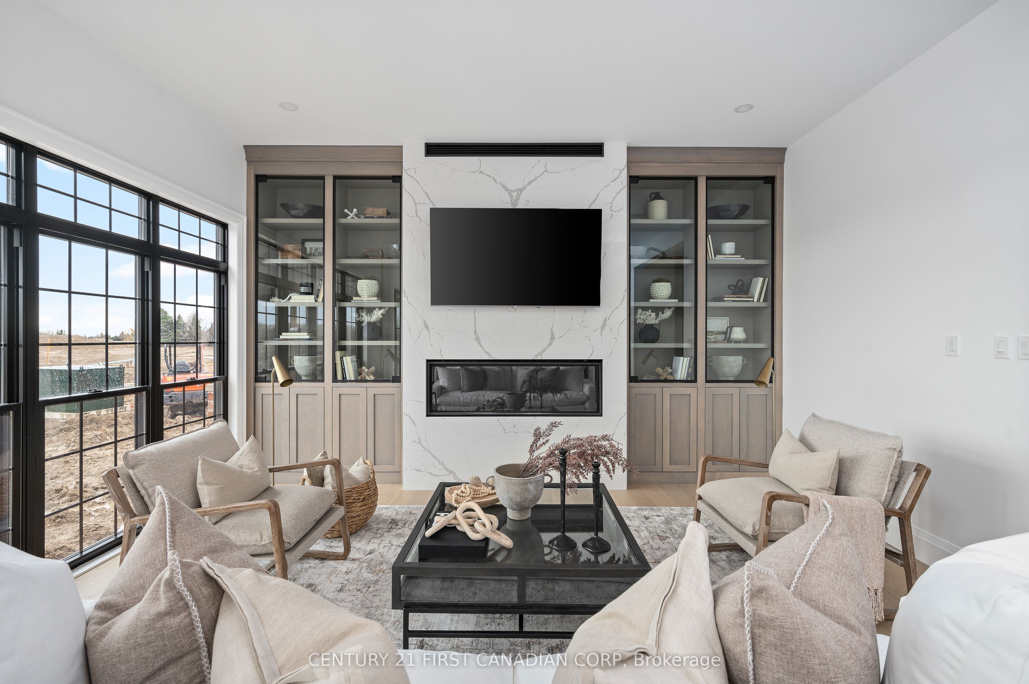 204 FOXBOROUGH Place