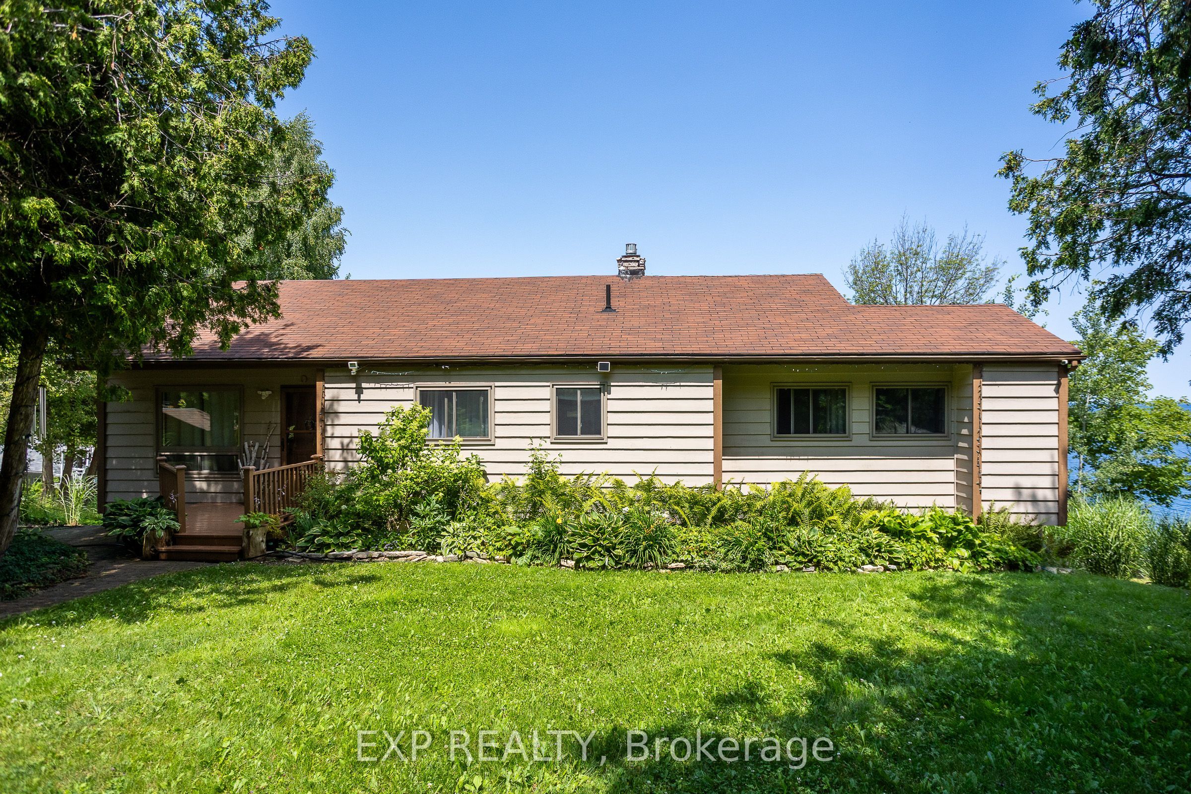 121 Ivy Drive