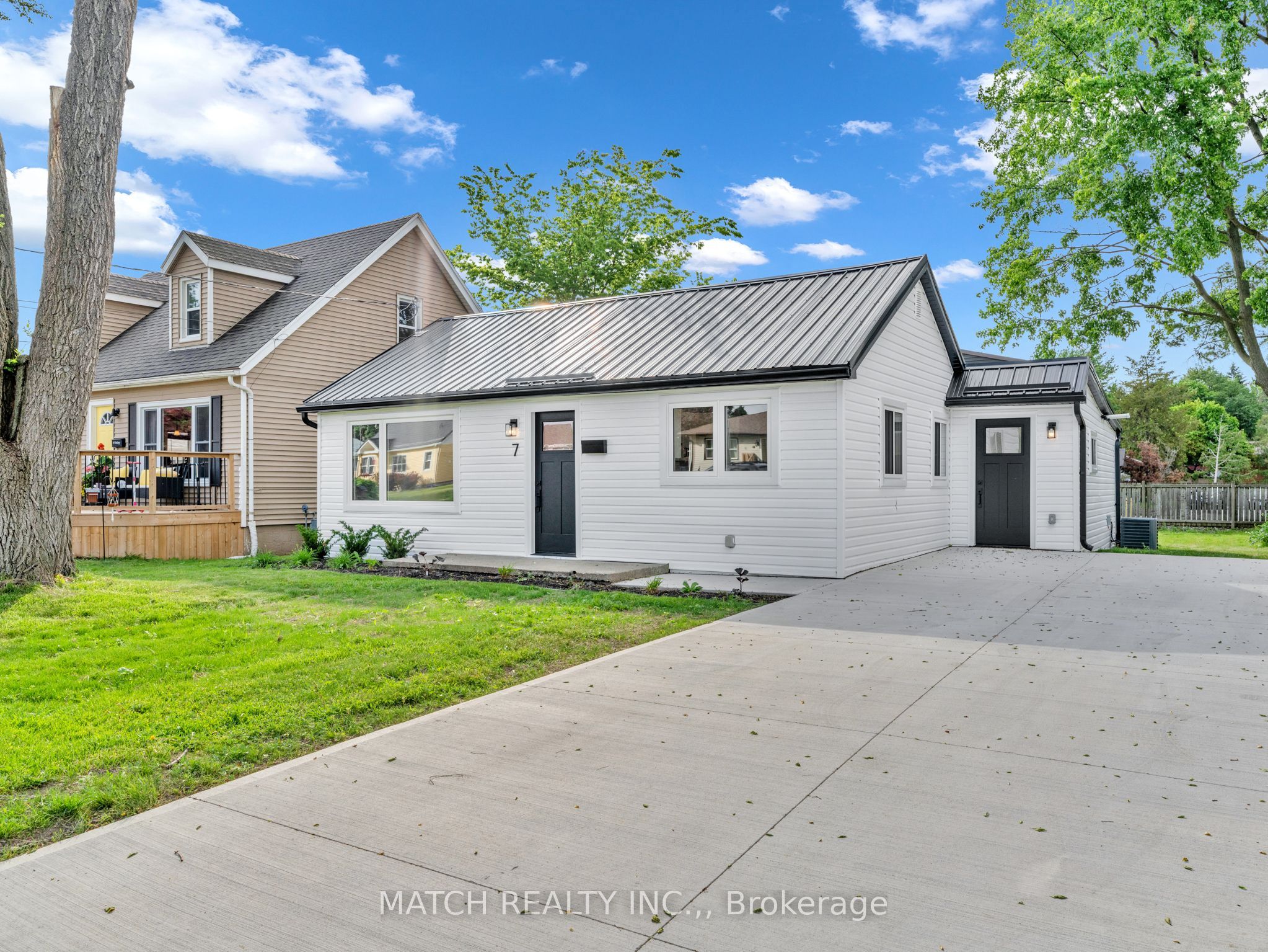 7 Oxley Drive