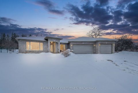 36 Howe Island Ferry Road Kingston ON K7L 4V1