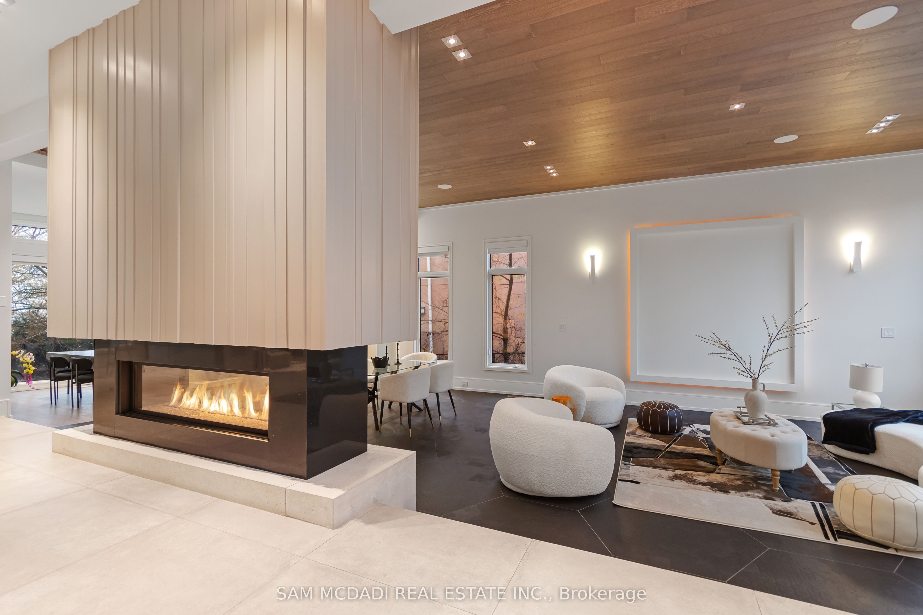 67 Lake Promenade N/A