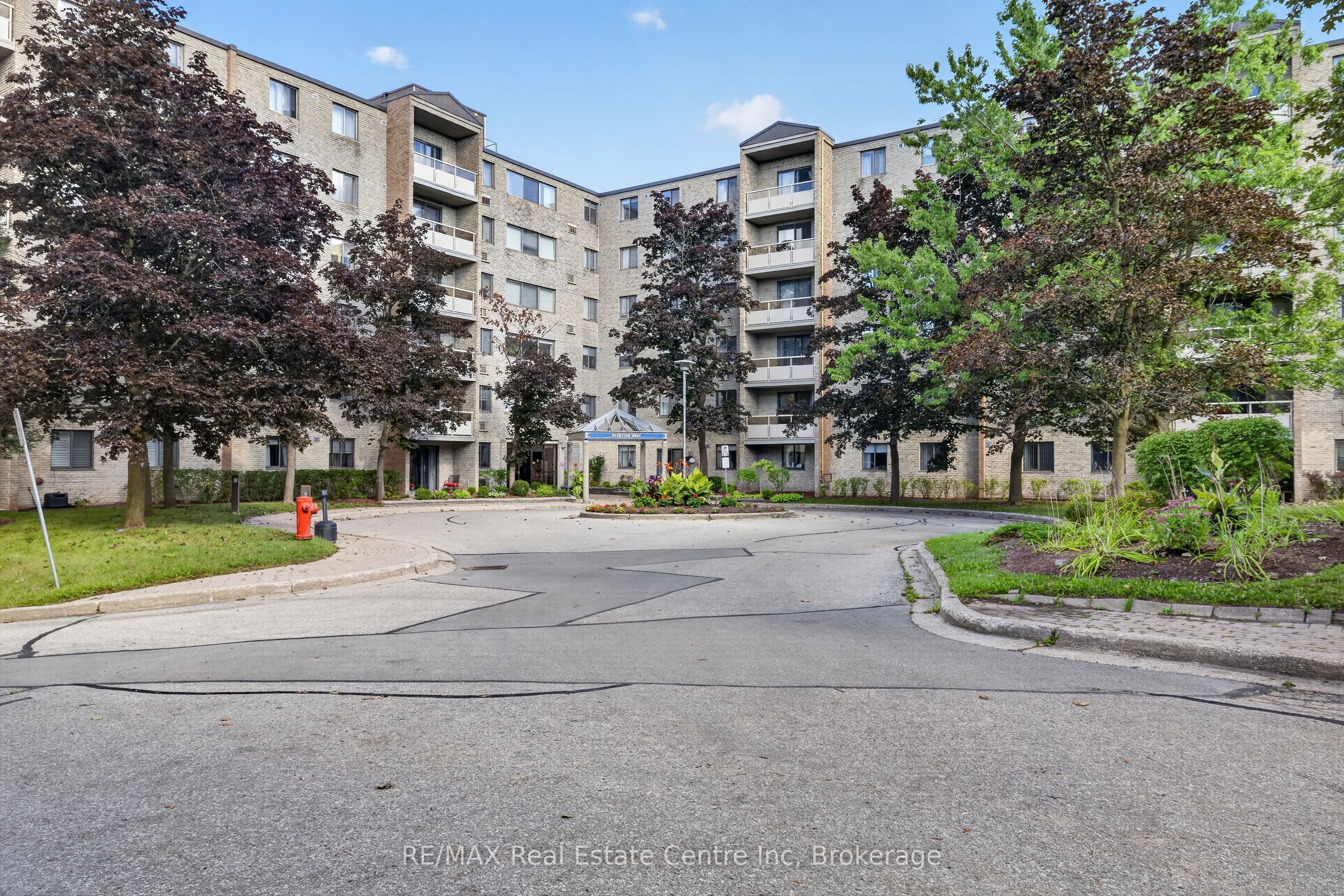93 Westwood Road 103