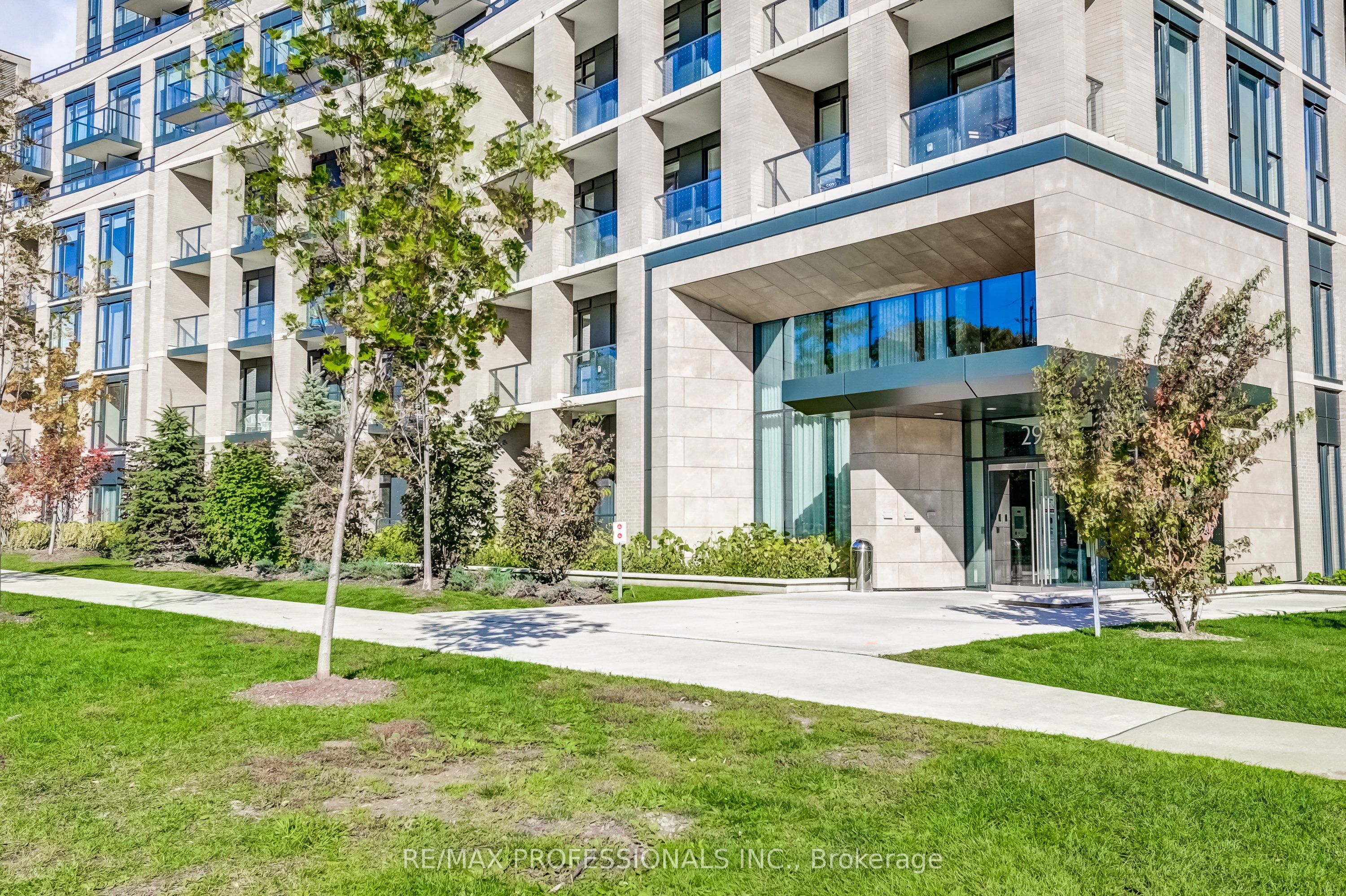 293 The Kingsway N/A 223