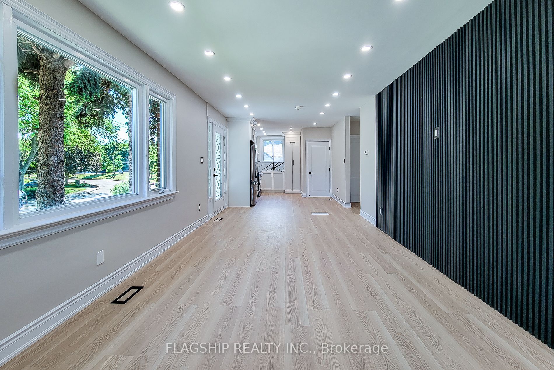 292 Glenholme Avenue