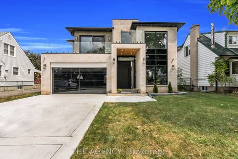 9 Earl Street Mississauga ON L5M 1N6