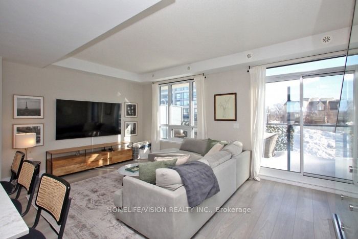 1245 Bayly Street TH4