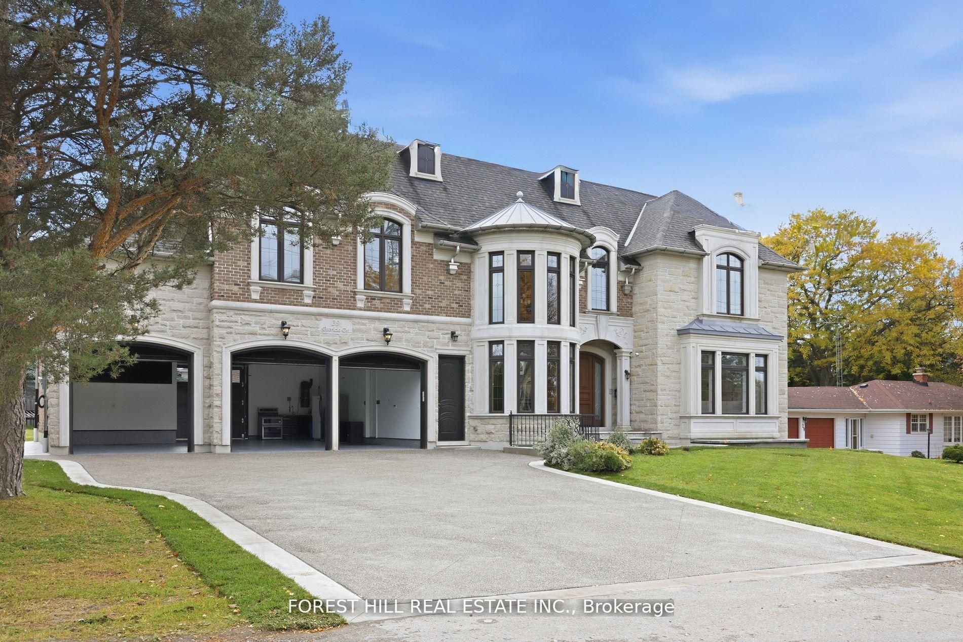 39 Patricia Drive E