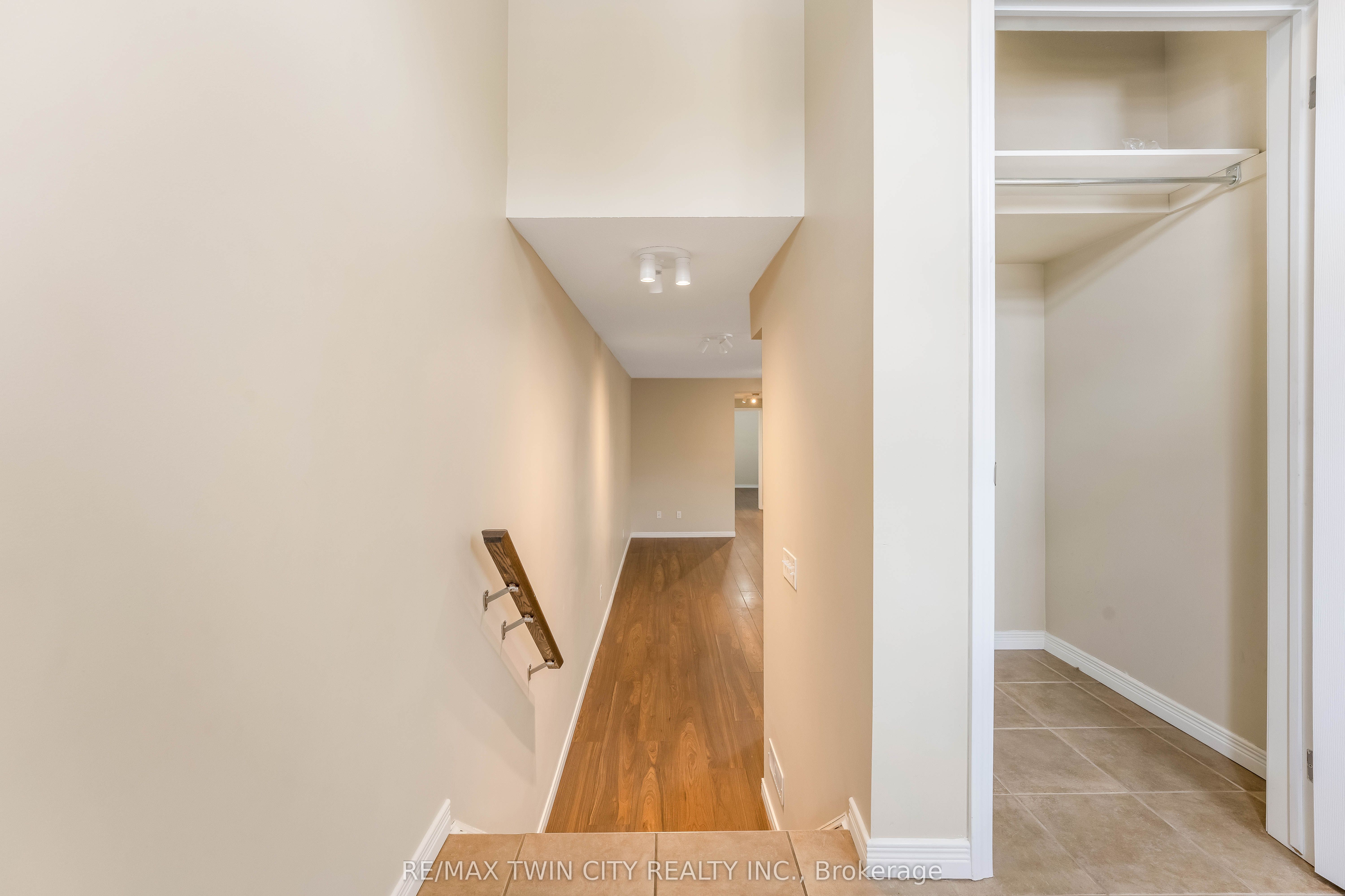 931 Glasgow Street 9A