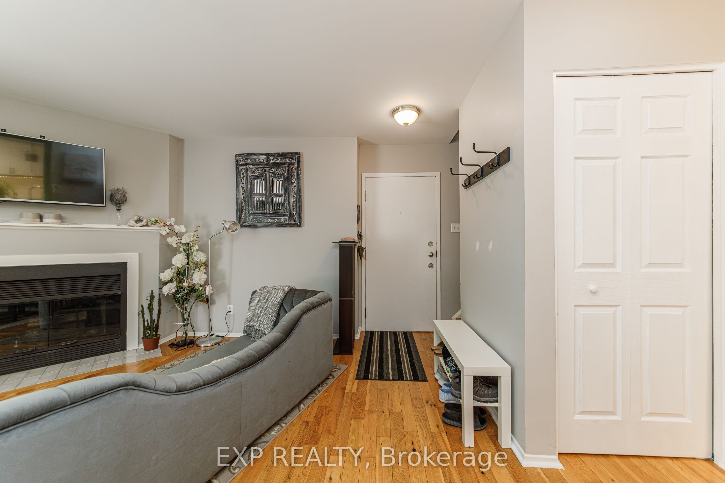 1589 St. Bernard Street 505