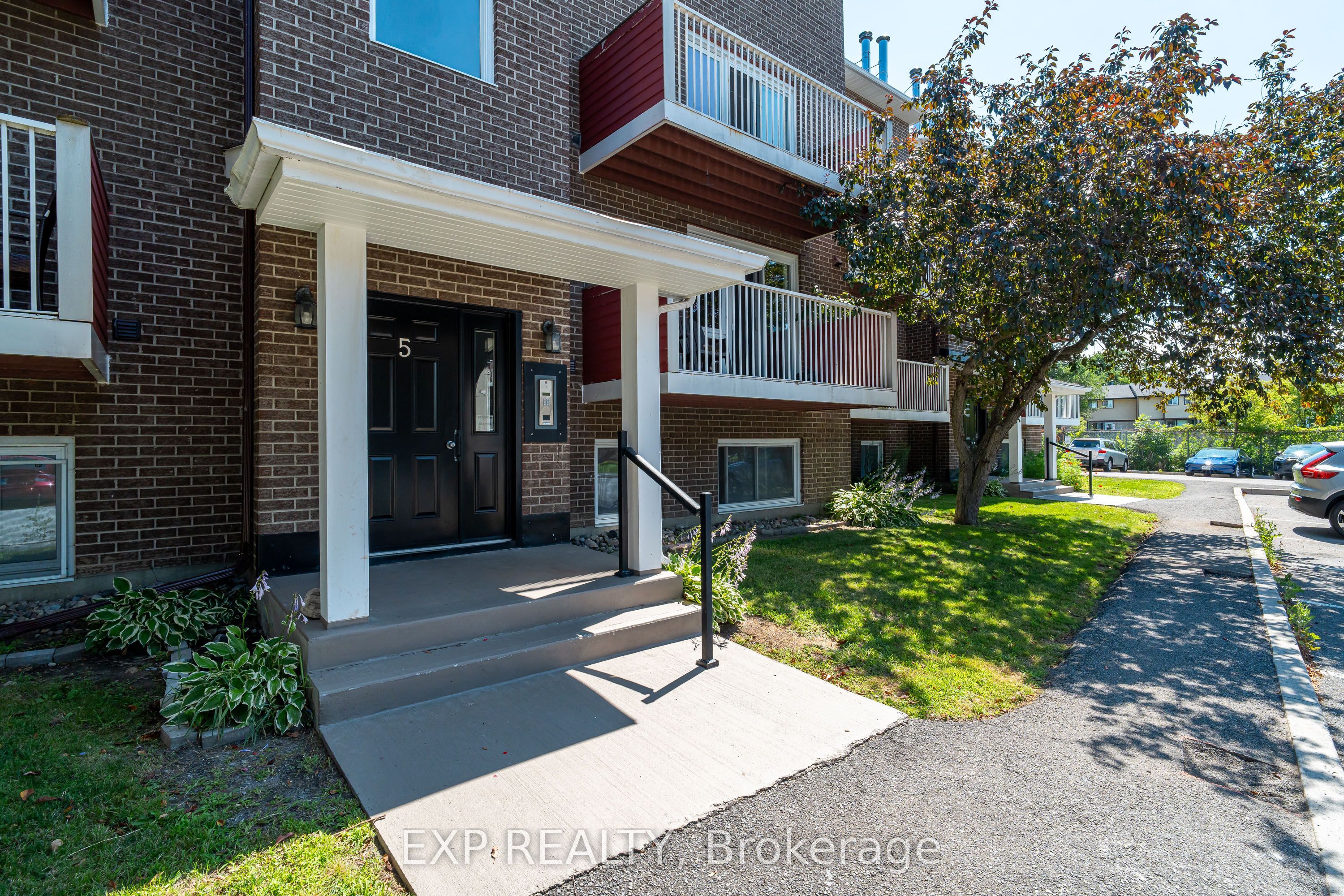 1589 St. Bernard Street 505